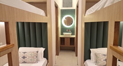 Joey's Hostel Room Type - 4 Bed A/C Mix Dormitory