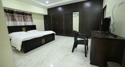 ROYAL HOME STAY Room Type - Double king bedroom