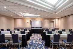 Embassy Suites by Hilton Baltimore Hunt Valley