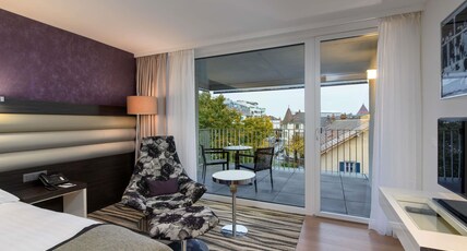 Movenpick Hotel Lausanne Room Type - Premium Queen Bed