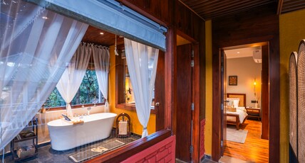 Indulge Mcleodganj by Pack Room Type - Luxury Suite (with valley view, private deck, and bathtub)