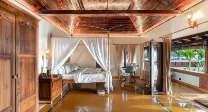 Palm Villa A Private Beach Sanctuary Room Type - Ocean view Suite with Balcony and Sea View