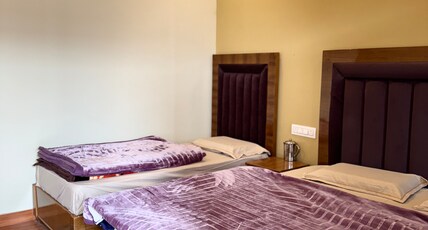 Hotel chopta view Room Type - Bedroom 2