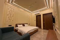 HOTEL UDAYRAJ