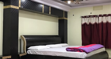 Hotel Ushasree Residency(50 Km from Araku Valley) Room Type - Suite Room