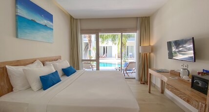The Beach House Resort & Spa Room Type - Deluxe Room Pool Access