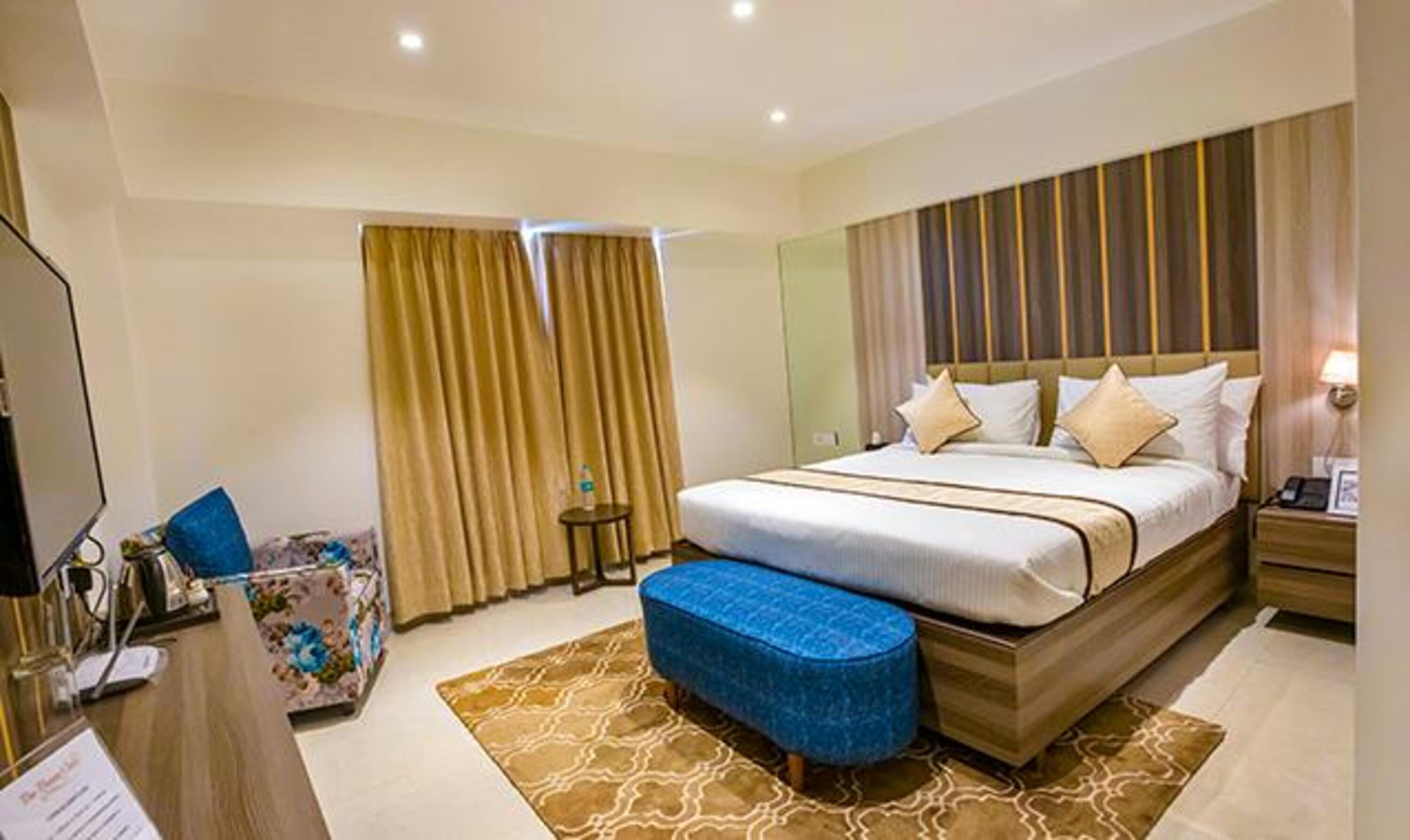 FabHotel Prime The Thane Club - Nr. Eternity Mall - Tap to explore photos