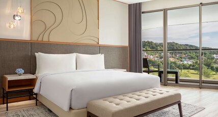 Radisson Golf & Convention Center Batam Room Type - Presidential Suite