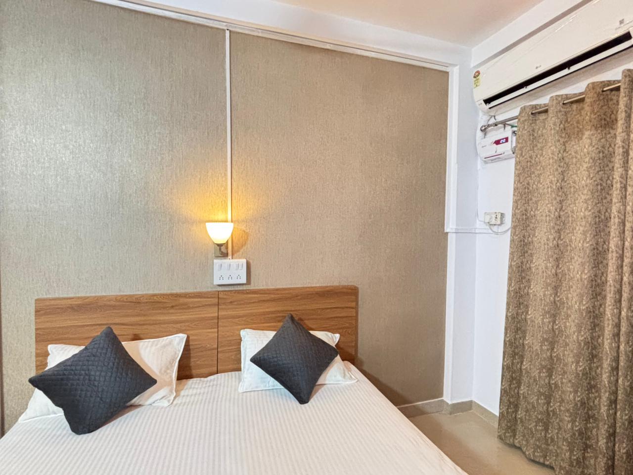 Gharaunda Homestay - Tap to explore photos