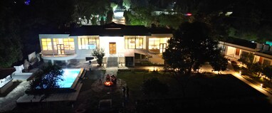 Eriline Resorts