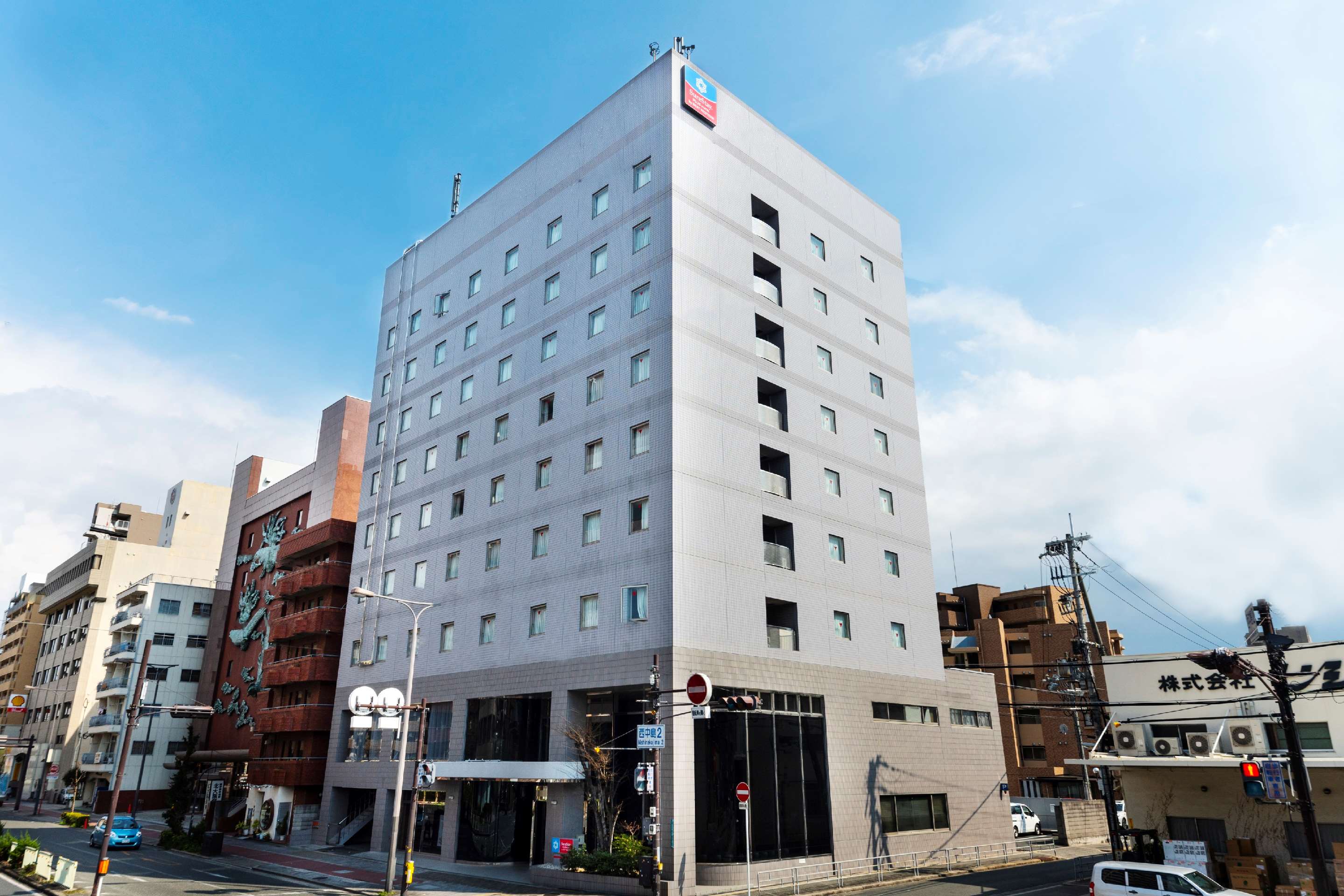 SureStay Plus Hotel by Best Western Shin-Osaka - Tap to explore photos