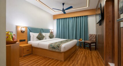 Hotel Muskaan  Indra Nagar (10mins Drive to Dal Lake) Room Type - Premium Room - Centrally Heated