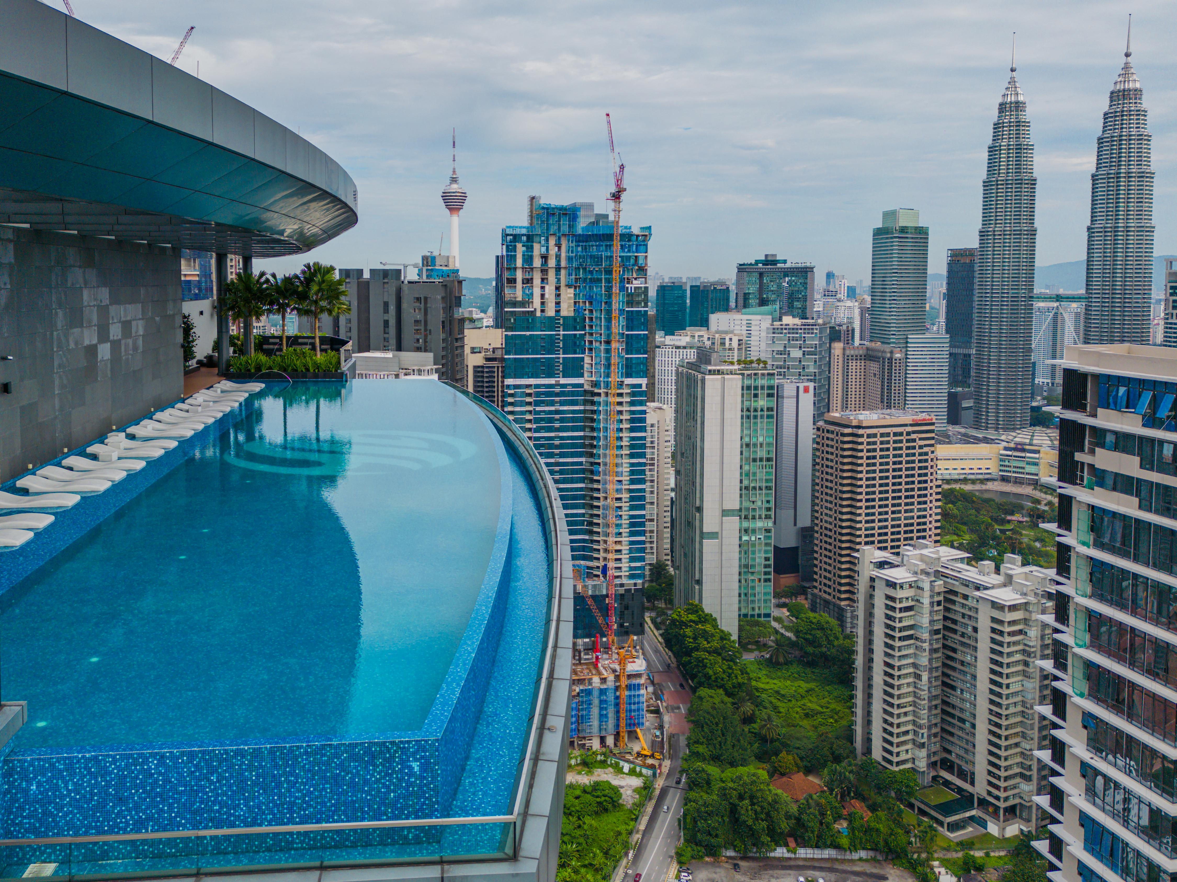 Eaton Residence KLCC - Tap to explore photos
