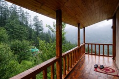 Hidden Orchard Stay Jibhi 2BR Cottage