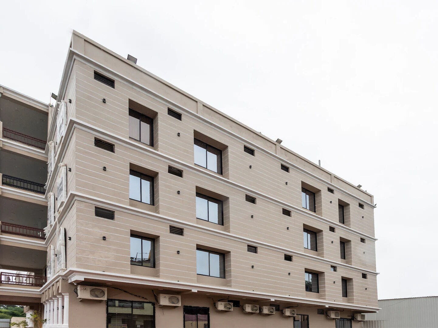 Hotel JMD - Tap to explore photos