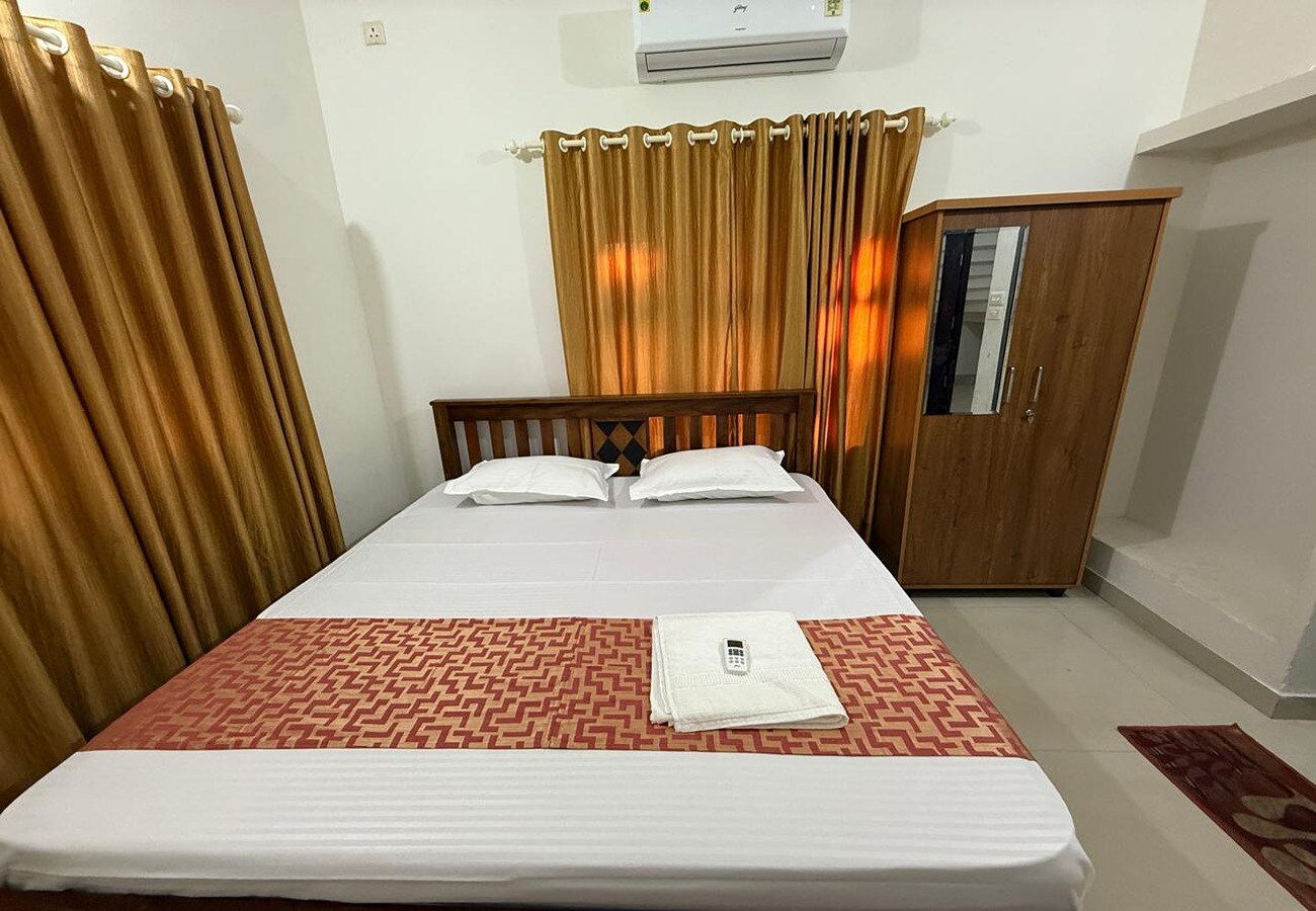 Ocean Pearl Homestay - Tap to explore photos