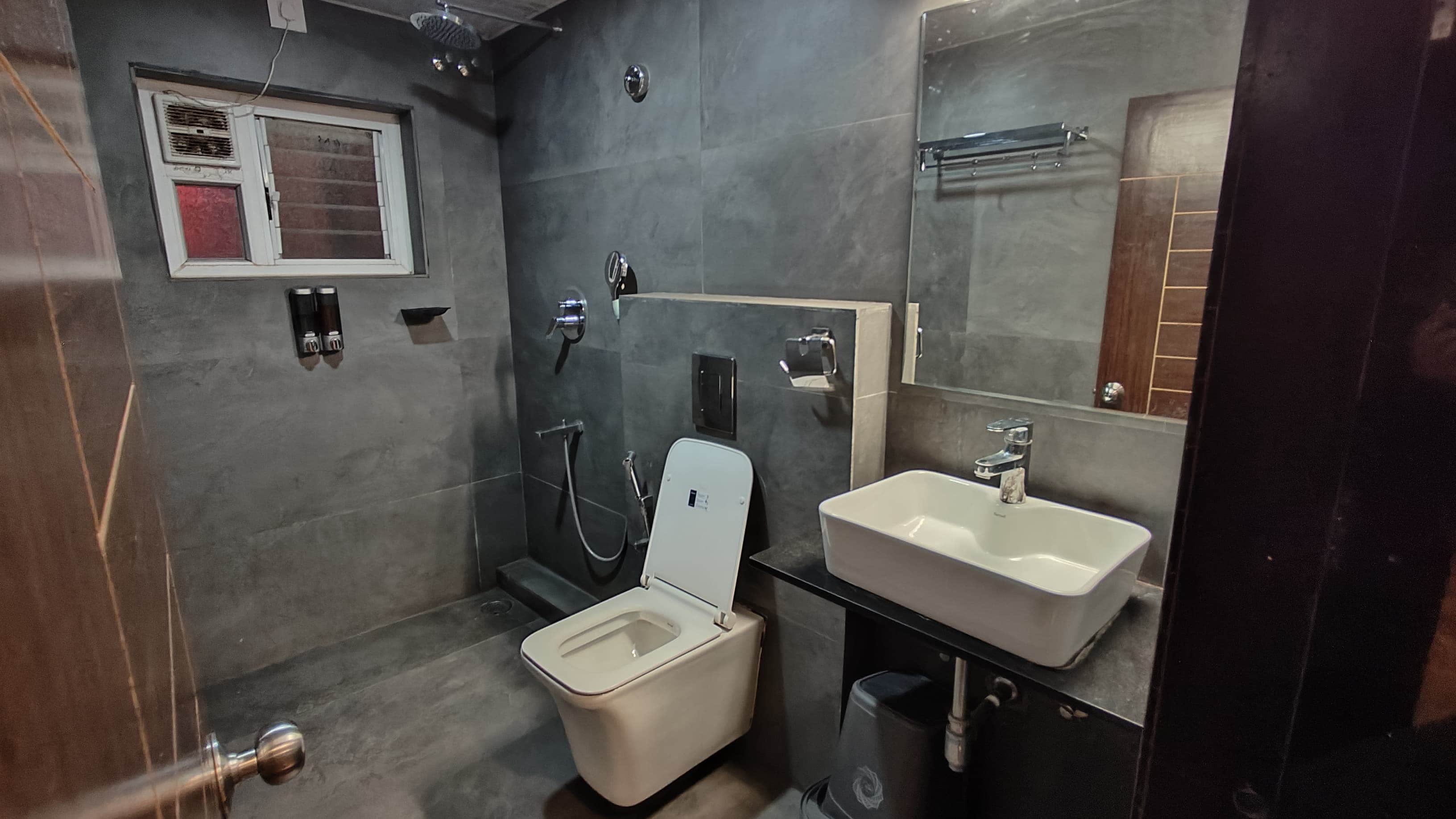 HOTEL GRT SQUARE - Tap to explore photos