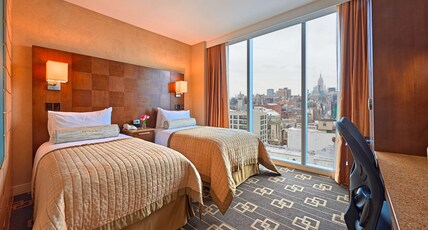 Wyndham Garden Chinatown Room Type - 2 Twin Beds, Deluxe Room, Upper Floor, Non-Smoking Wyndham Garden Chinatown Room Type - 2 Twin Beds, Deluxe Room, Upper Floor, Non-Smoking