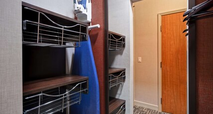 Hilton Garden Inn Twin Falls Room Type - 1KG DLX MOB HEA ACC RI-SHW