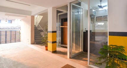 Vangal nest Coimbatore Room Type - DELUXE AC