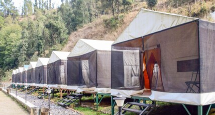 Green Caravan Camps | Hill View Tents Room Type - RIVER VIEW SWISS TENT