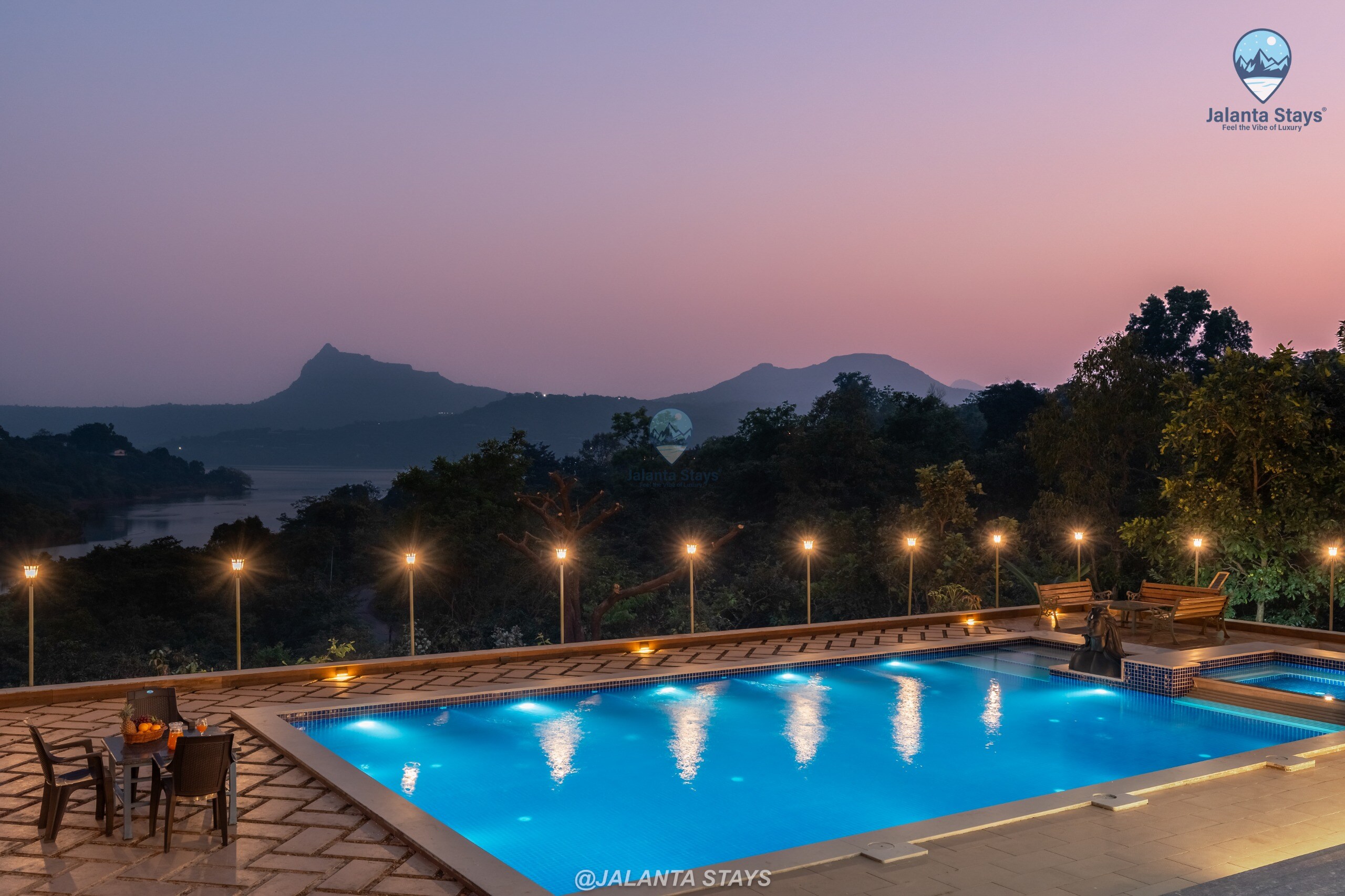 4bhk Crystal Bay by Jalanta Stays - Tap to explore photos