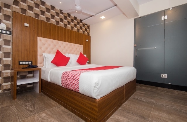 Qubestay Airport Capsule Hostel | Rooms & Dorms - Tap to explore photos