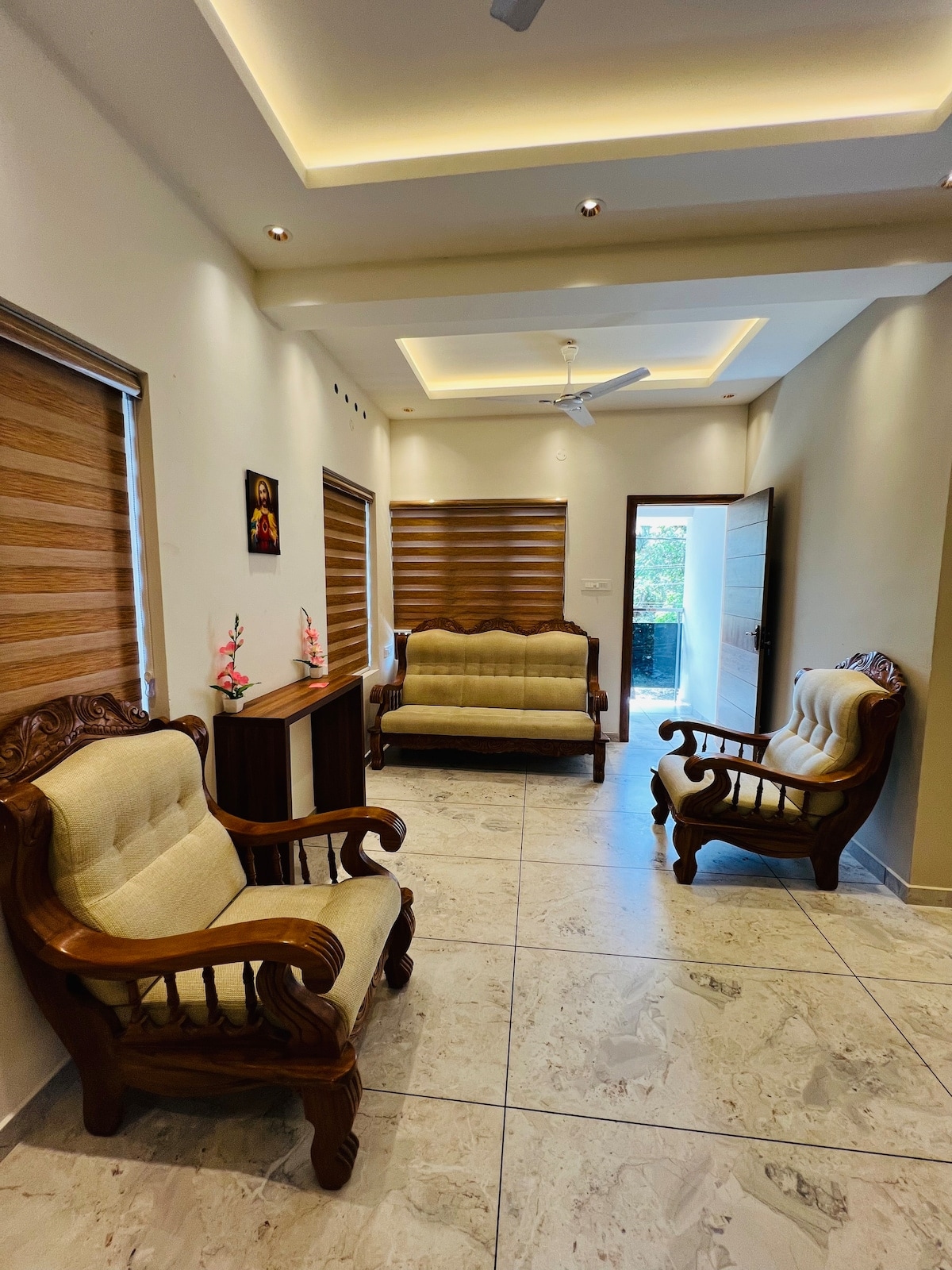 Puthussery Towers | Entite 2 BHK Apartments - Tap to explore photos