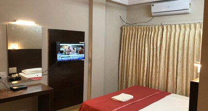 HOTEL SRI URVASI Room Type - EXECUTIVE AC