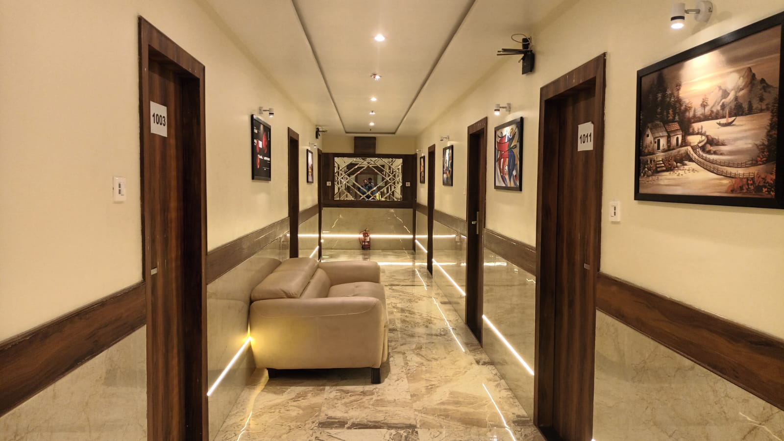 Main gallery