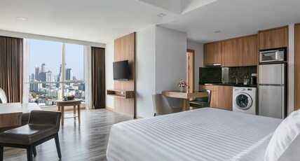 Adelphi Grande Sukhumvit Room Type - Deluxe Suite
