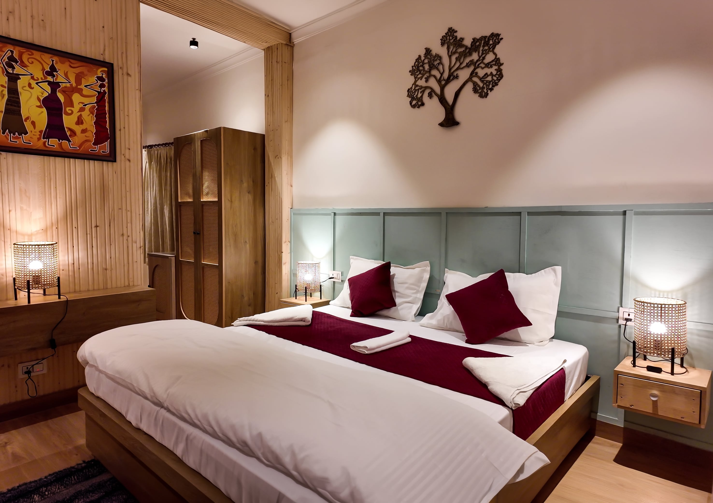 Hotel Valna Estate Himalyan View Kausani By HRG - Tap to explore photos