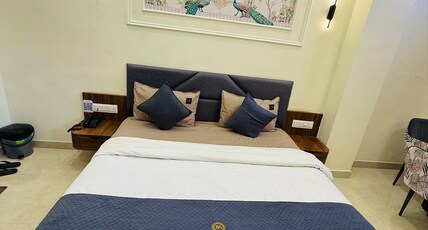 Hotel bhatia inn Room Type - Suite Room
