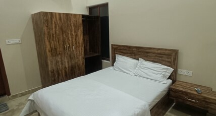 Hotel Shree Mayakunj Room Type - Bedroom 4