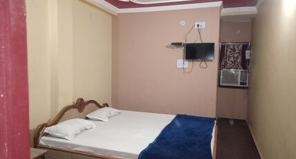 Hotel Rajendra Palace Room Type - Delux AC Room