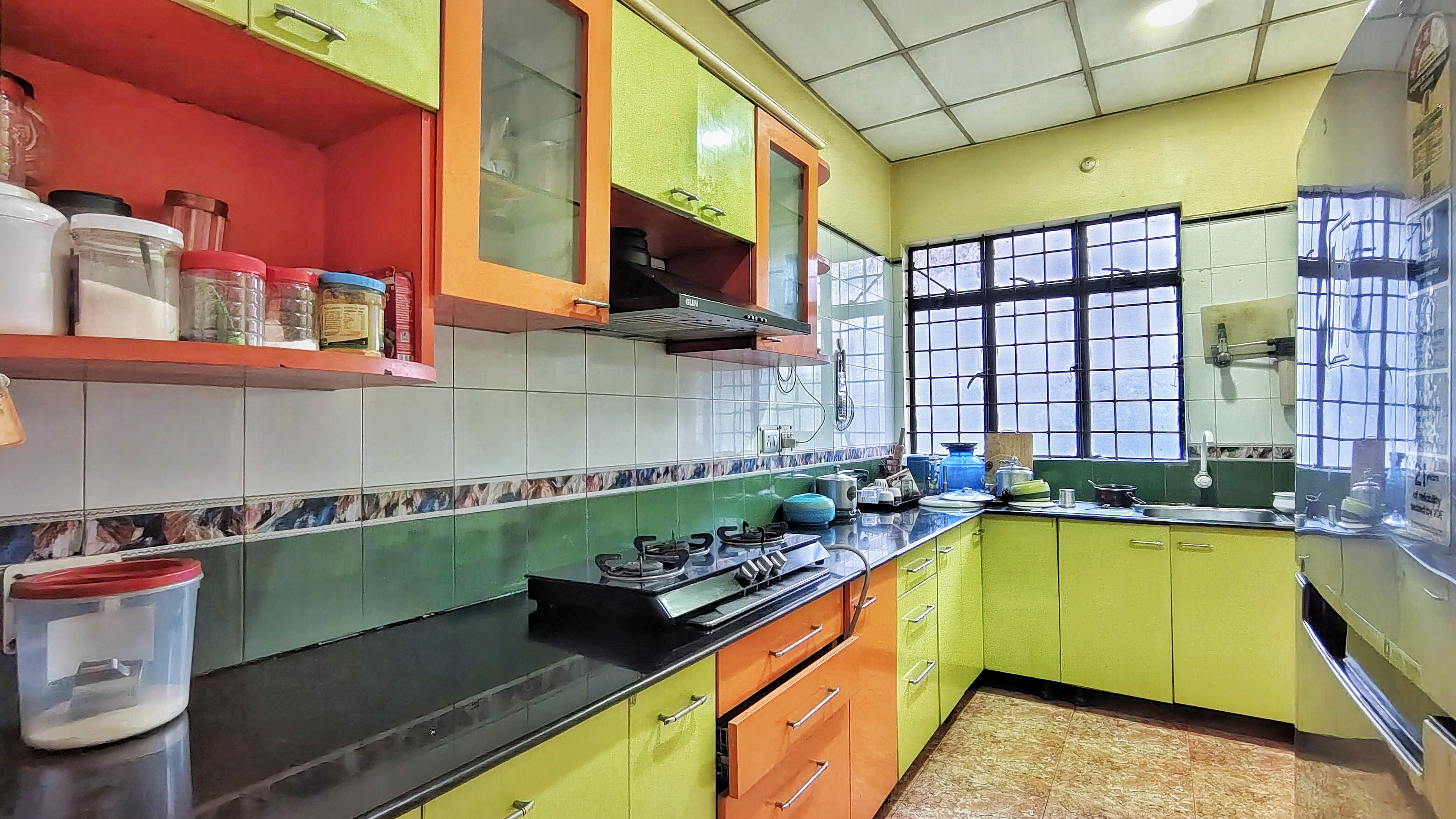 M S 365 Homestay - Tap to explore photos