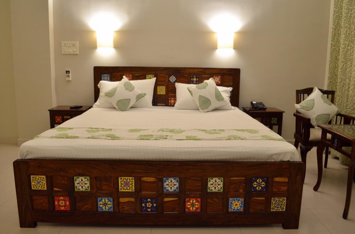 Oasis House 6 BHK Villa - Tap to explore photos