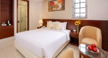 White Lotus Hotel Saigon Room Type - Deluxe Double Room