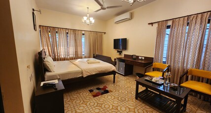 Lukochurri Room Type - Tagore Signature Room(Super Deluxe) with Free Wifi and Balcony