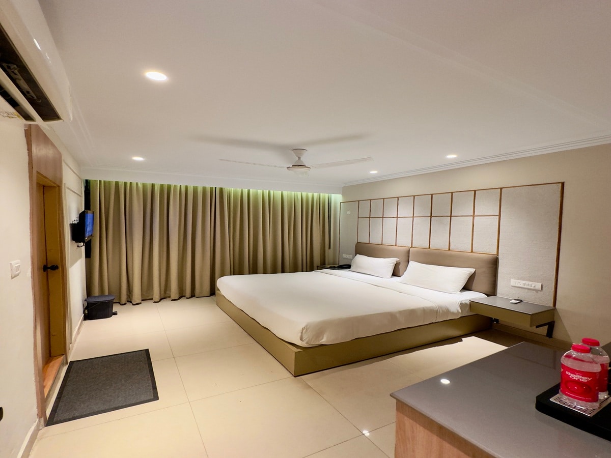Hotel Himalaya@Harkipauri Road - Tap to explore photos