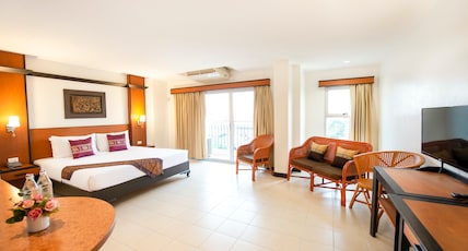 Piyada Residence by Nexottel Room Type - Premier Deluxe with Bathtub - Balcony Piyada Residence by Nexottel Room Type - Premier Deluxe with Bathtub - Balcony