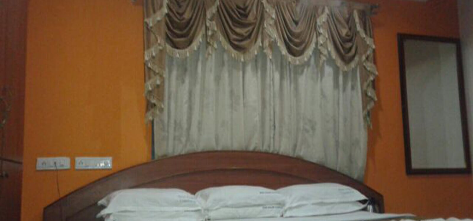 Hotel Sai Ram Residency-Cubbonpet - Tap to explore photos