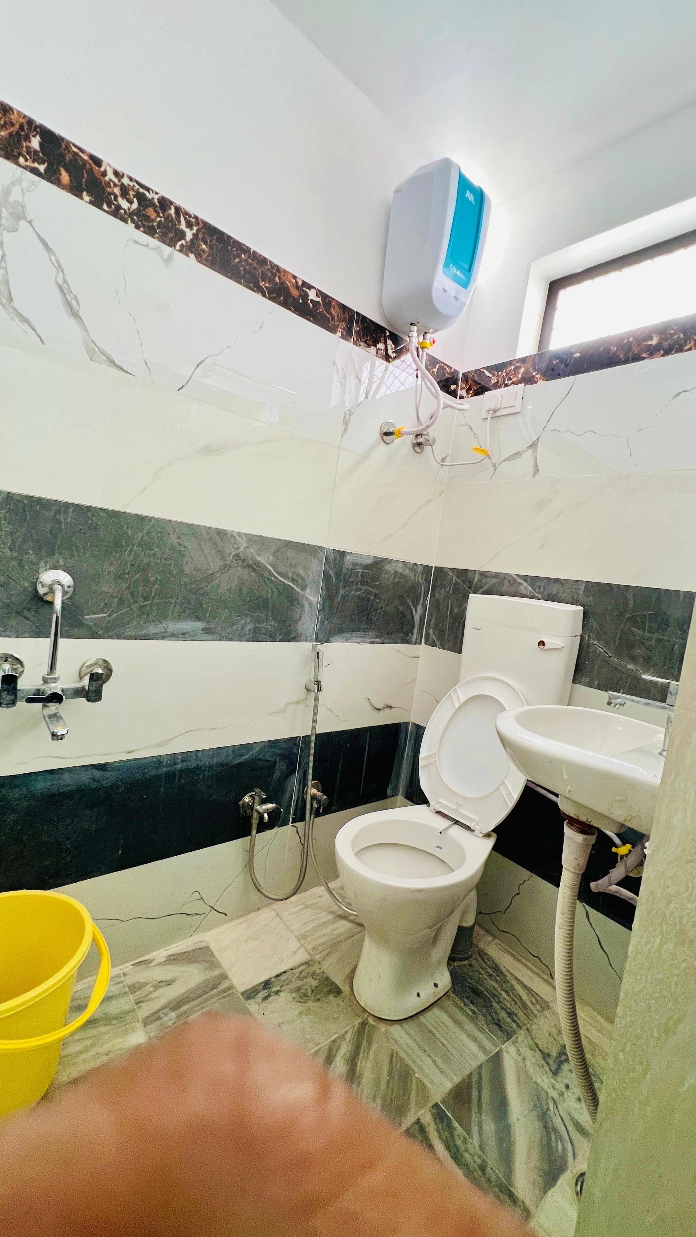 Padmlaxmi Guest house - Tap to explore photos