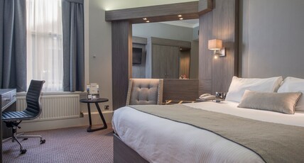 Crowne Plaza ROYAL VICTORIA SHEFFIELD Room Type - 1 Queen Standard