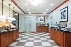 Hampton Inn by Hilton Bellevue