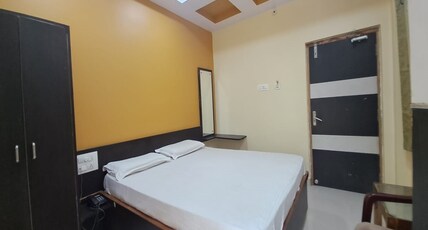 SAI SURYA RESIDENCY Room Type - Deluxe Room