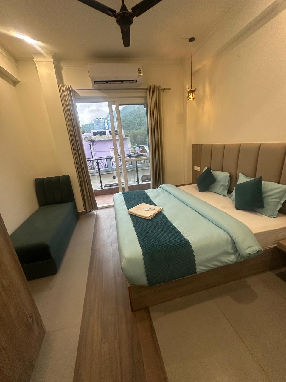 Yes Hotel By The Ganges - Tap to explore photos