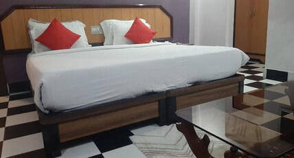 HOTEL AQUATIC PALACE Room Type - Standard Room