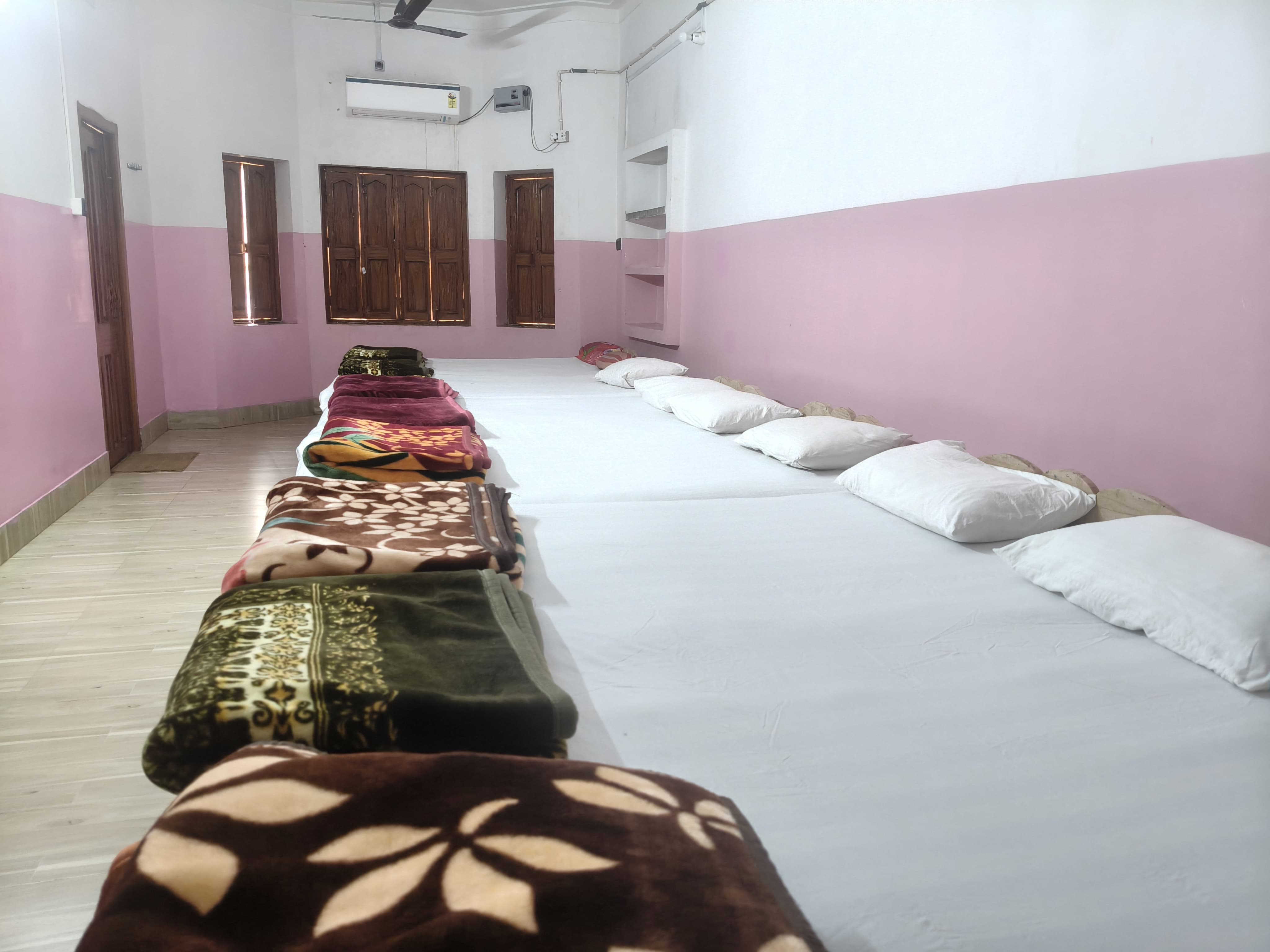 Hotel Virat Palace - Tap to explore photos