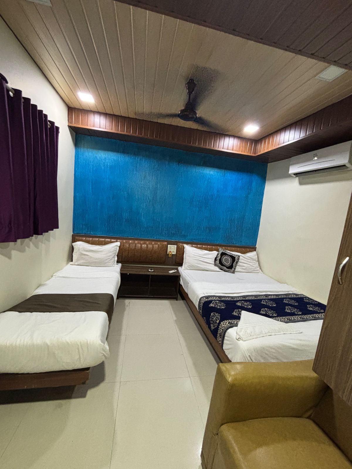 BKC MUMBAI RESIDENCY - Tap to explore photos